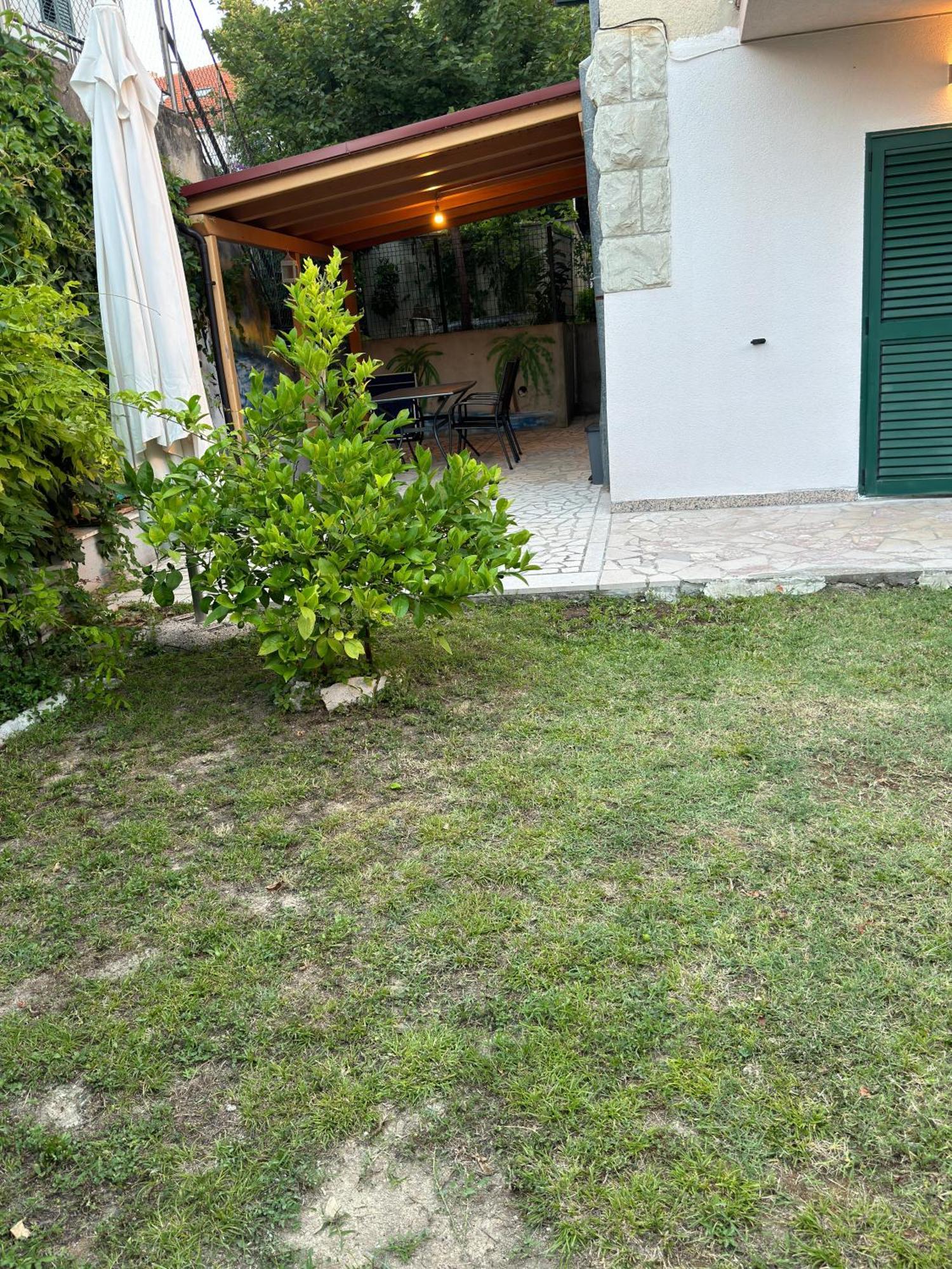 Valentinas Garden Apartment Split Luaran gambar